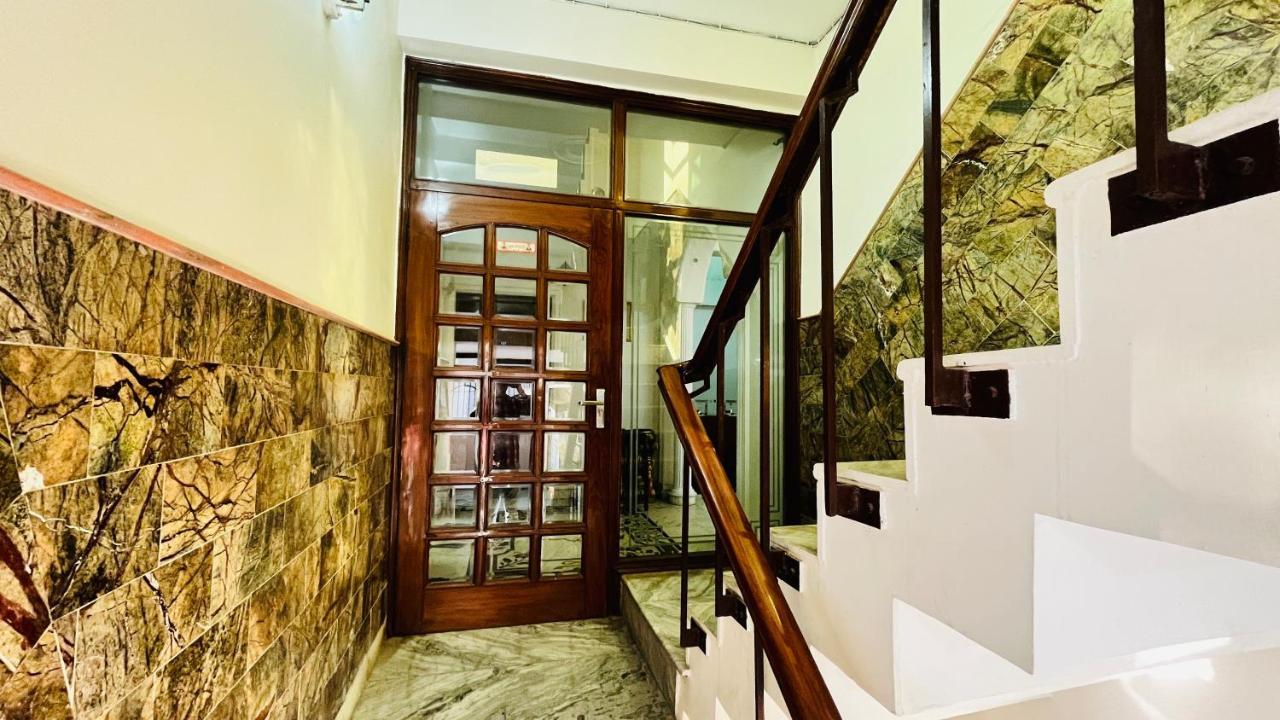 Hotel Starline Sector 28 Gurgaon Dış mekan fotoğraf