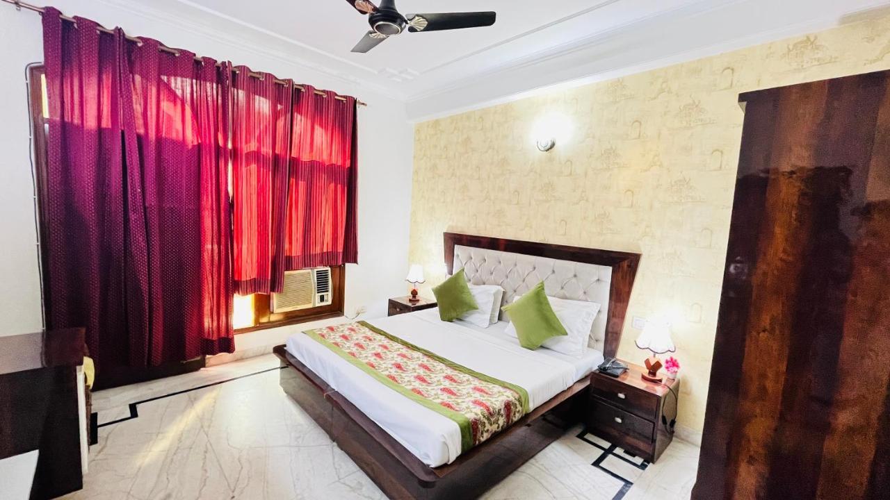 Hotel Starline Sector 28 Gurgaon Dış mekan fotoğraf